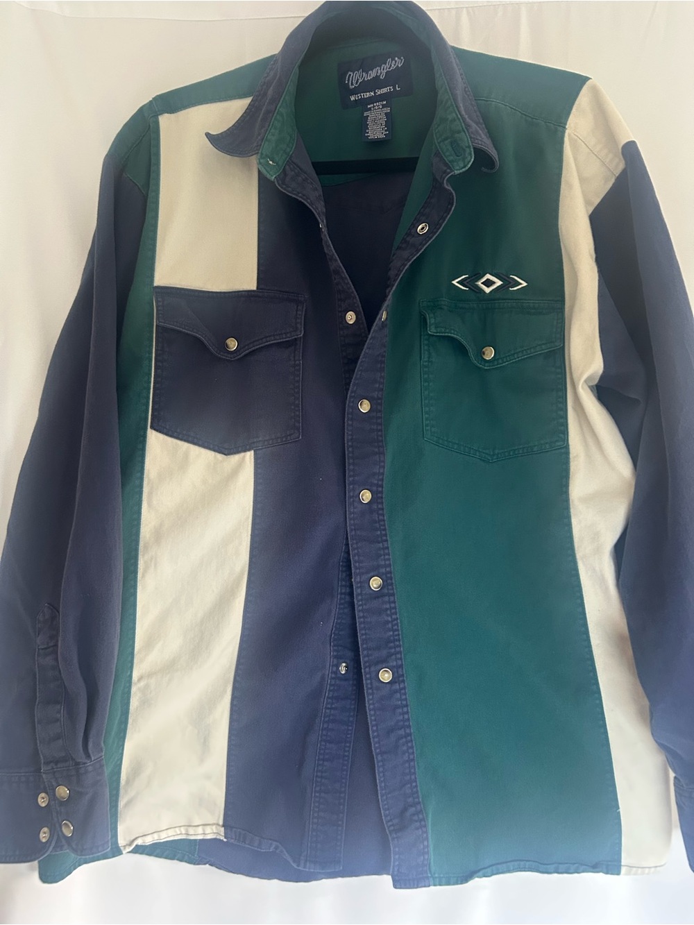Wrangler 90s Men’s Vintage-Style Green & Navy Colorblock Western Shirt